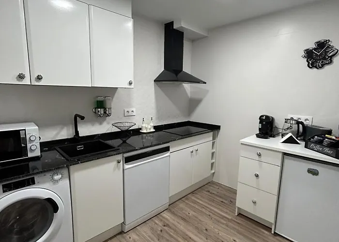 Апартаменты Adiva Casa Da Avoa Пуэнтедеуме